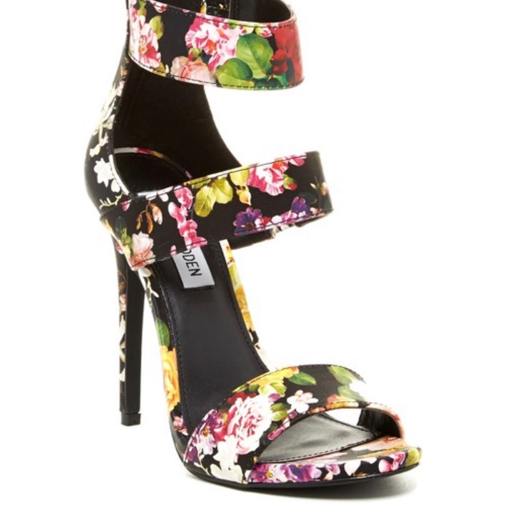 New Steve Madden Floral print  Milyah Heels 6.5